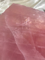 Load image into Gallery viewer, XXL Bubblegum Pink Rose Quartz Slab (6.2 lbs)
