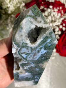 Druzy Large Moss Agate Tower (EE)