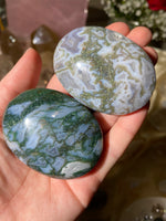 Load image into Gallery viewer, Moss Agate Palmstone (1 piece)
