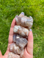Load image into Gallery viewer, Flower Agate Self-Standing Dinosaur (1 piece)
