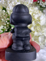Load image into Gallery viewer, Self-Standing Obsidian Character Carving - Snoopy
