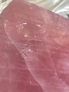 XXL Bubblegum Pink Rose Quartz Slab (6.2 lbs)