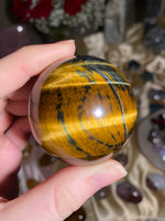 Load image into Gallery viewer, High Quality Tigers Eye Sphere (TE)A
