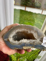 Load image into Gallery viewer, Druzy Agate Geode (4)
