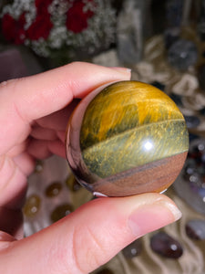 High Quality Tigers Eye Sphere (TE)1