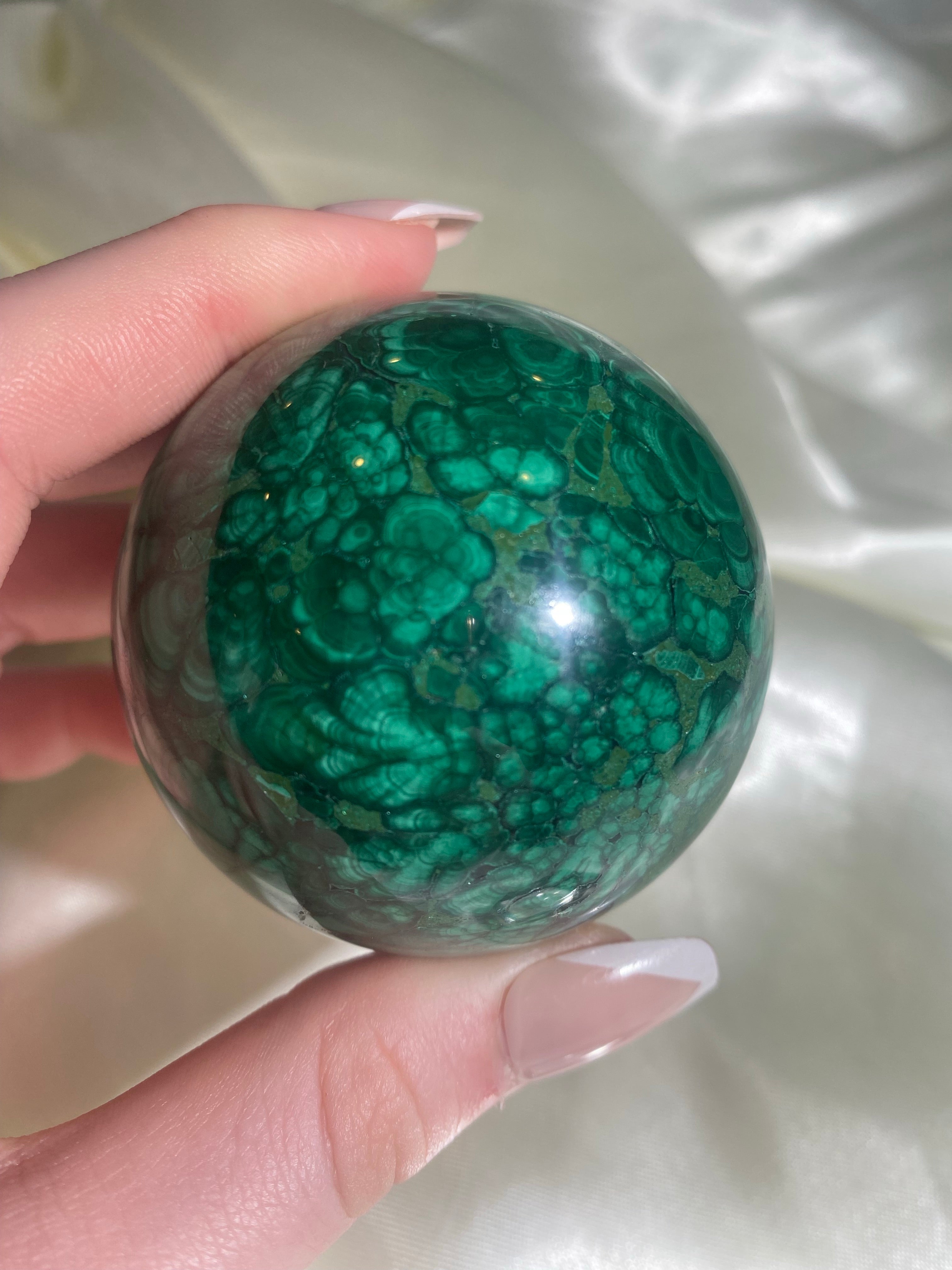Malachite Sphere (X) 15 oz