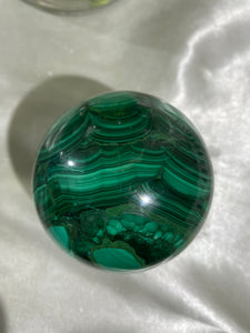 Malachite Sphere (W)